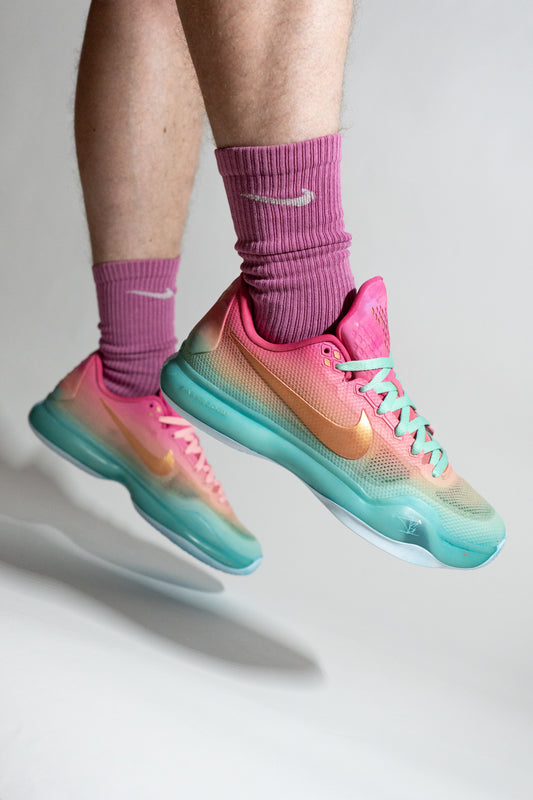 Kobe X "Venezia". Painted by hand artwork by Isidore